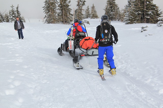 Les skis à neige techniques ont leurs propres spécifications